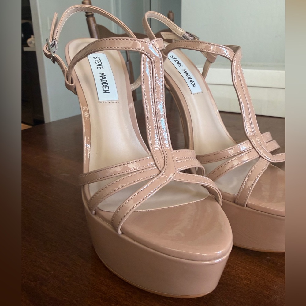 Steve Madden Nude Patent Leather Platform T-Strap Heels - Picture 7 of 10